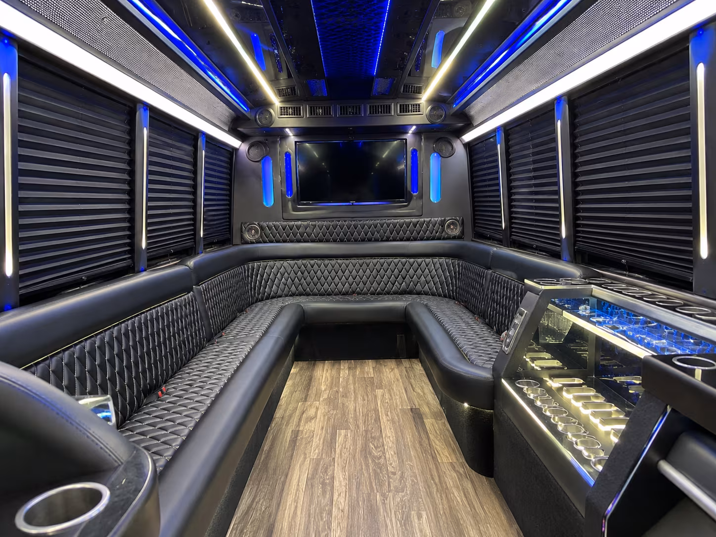 norwalk corporate retreat shuttle bus rentals