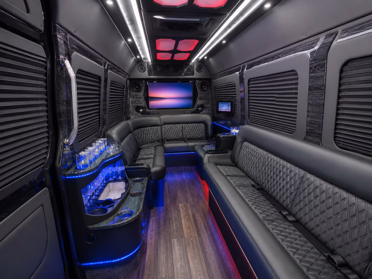 norwalk custom day trip and driving tour bus rentals